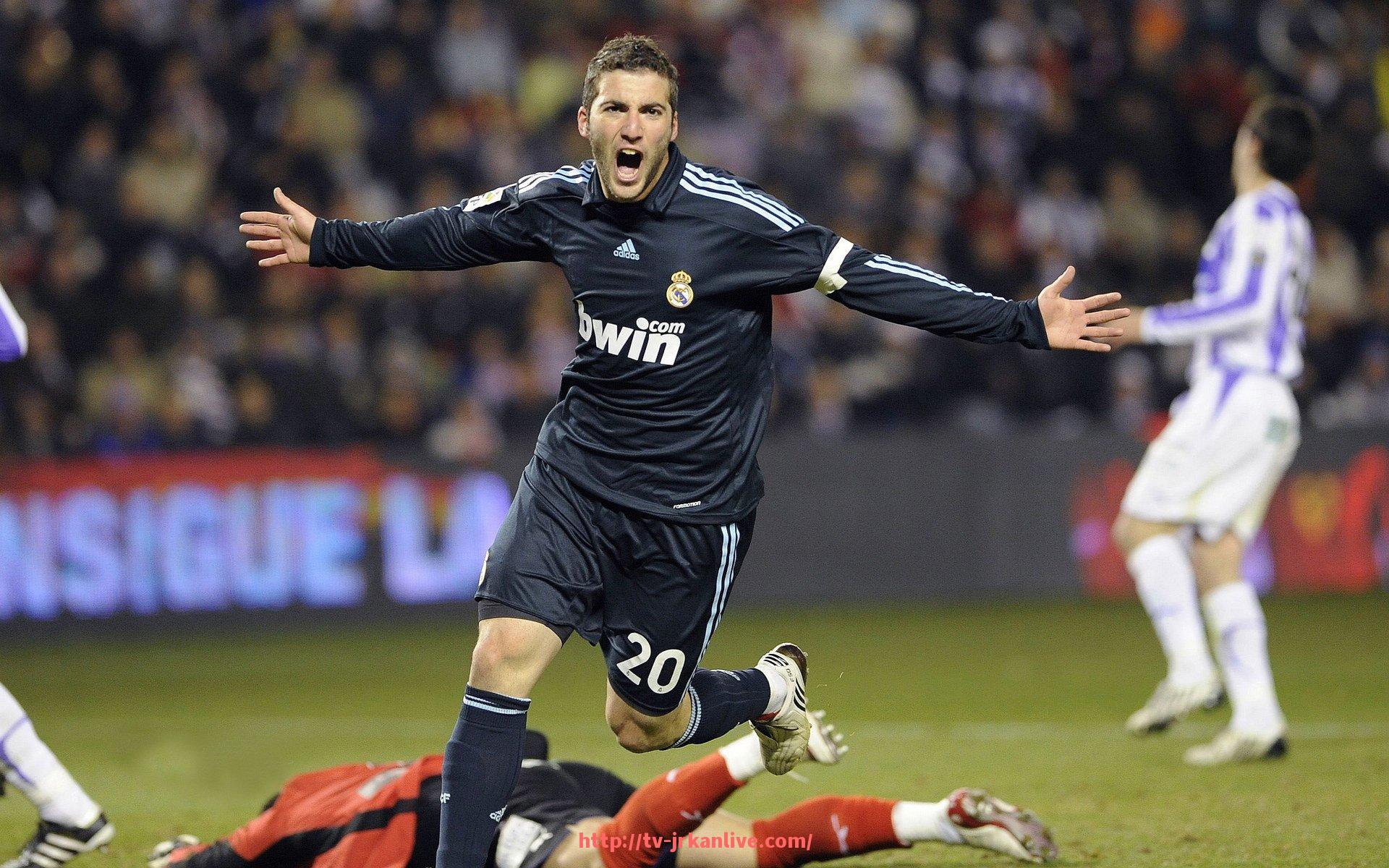 jrkan直播-从创意到实物:世俱杯球迷助威礼物设计背后的故事