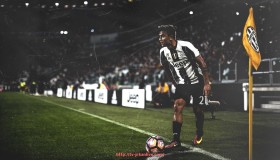 jrkan直播-欧冠首场比赛精彩瞬间回顾与战术解读